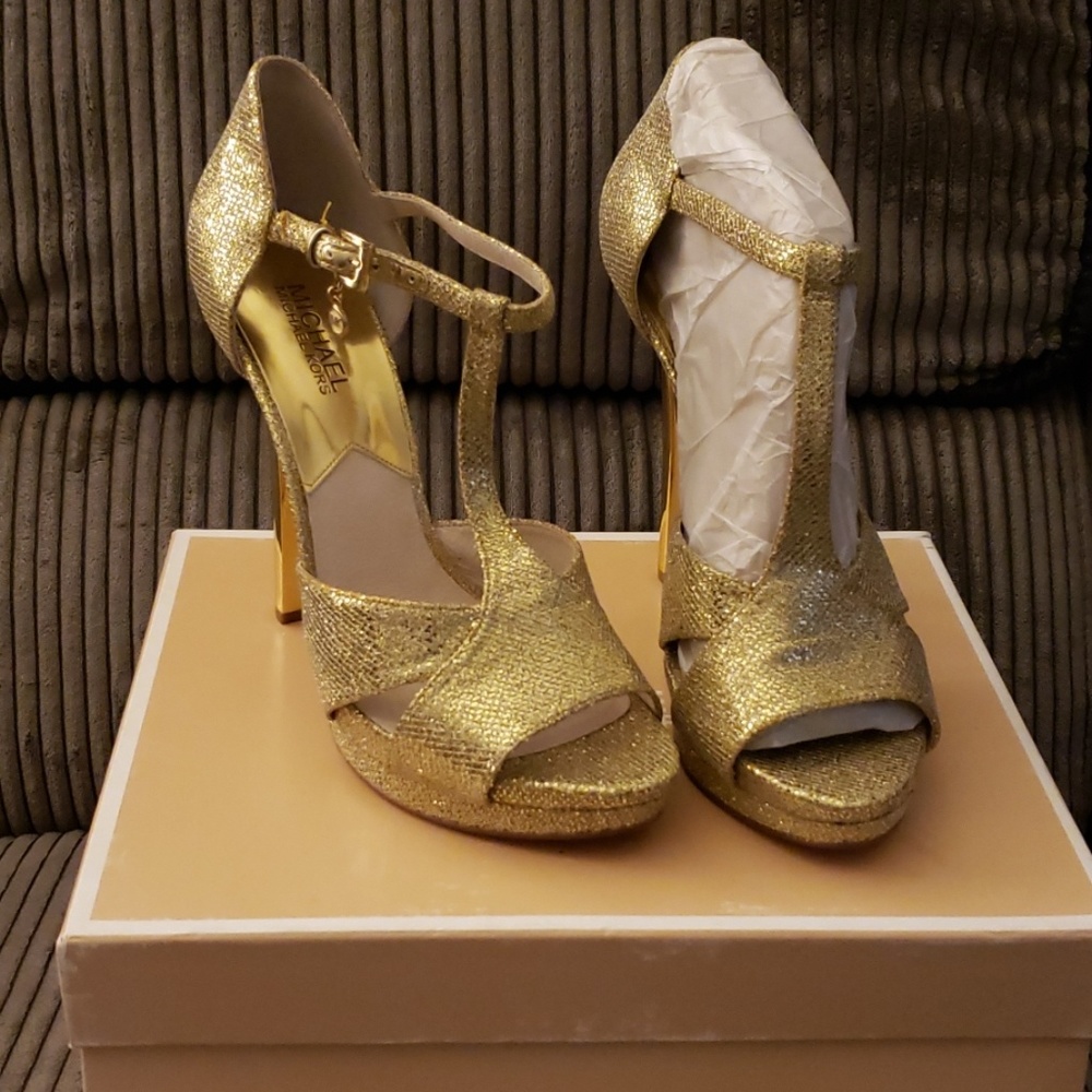Michael Kors gold heels